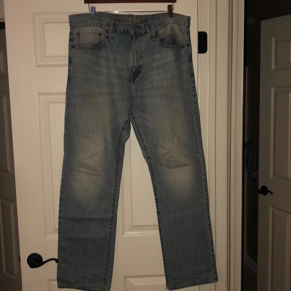 Men’s American Eagle Relaxed Straight Jeans